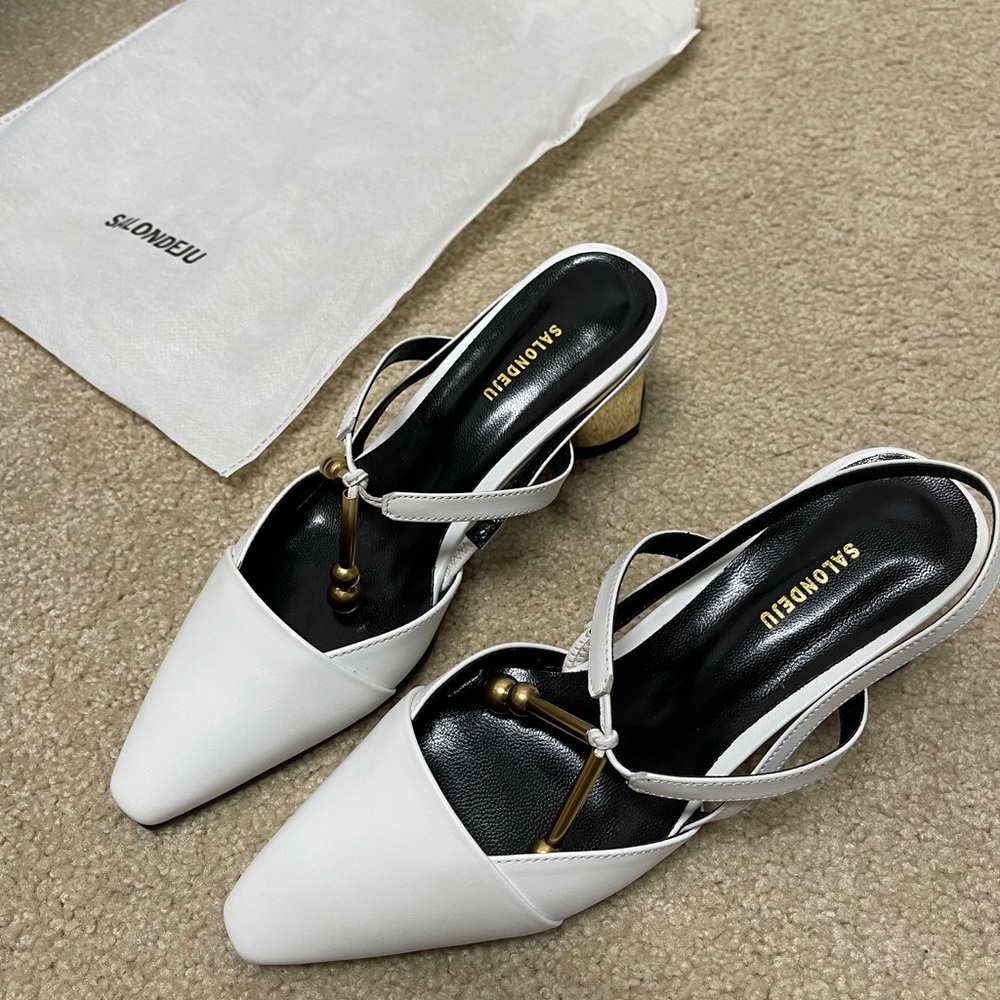 Salondeju Leather Heels